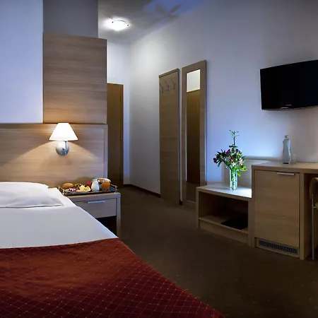 Tatra 4* Bratislava